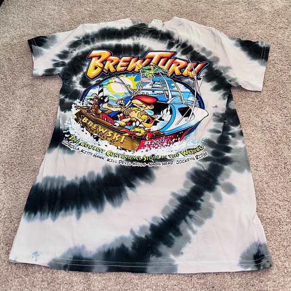 NWOT short sleeve t-shirt Brew Thru in Outer Banks - Picture 9 of 16